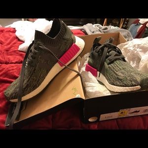 Mens size 8 1/2 Adidas NMD utility grey sneakers.